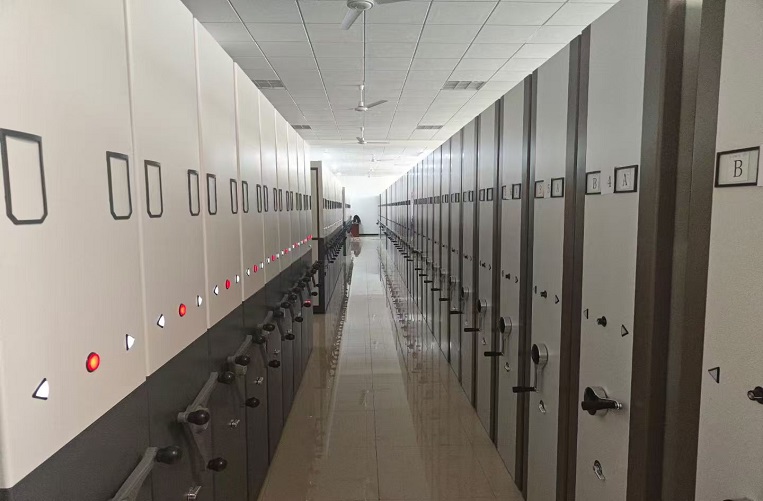 Types and Application Scenarios of Mobile Shelving Systems